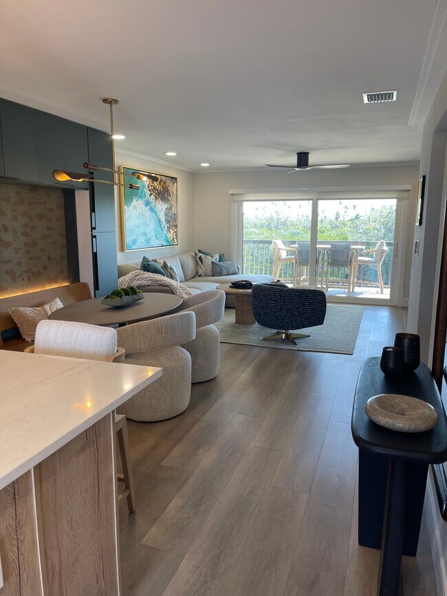 3111 Pass a Grille Way in St Pete Beach, FL - Building Photo - Building Photo