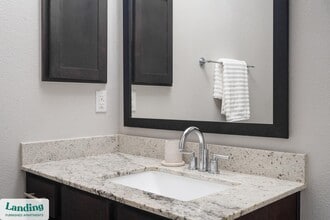 4300 Cromwell Dr, Unit 1206 in Kyle, TX - Building Photo - Building Photo