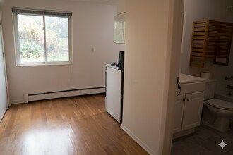 603 Gott St, Unit 1 in Ann Arbor, MI - Building Photo - Building Photo