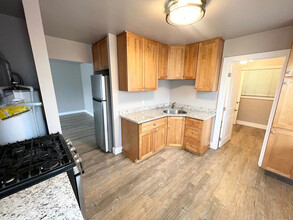 313 Suffolk Dr in San Leandro, CA - Building Photo - Building Photo