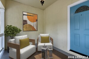 1932 W Huisache Ave in San Antonio, TX - Building Photo - Building Photo