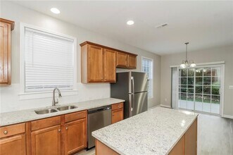 4505 Lightning Bolt Trail in Douglasville, GA - Building Photo - Building Photo