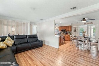 19 Elm St in Beachwood, NJ - Building Photo - Building Photo