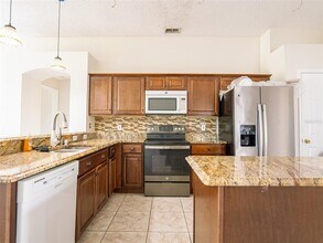 6569 Long Breeze Rd in Orlando, FL - Building Photo - Building Photo