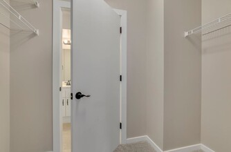 1000 New Jersey Ave SE, Unit 819 in Washington, DC - Building Photo - Building Photo