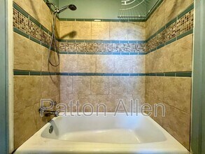 130 Edwin Pl in Asheville, NC - Building Photo - Building Photo