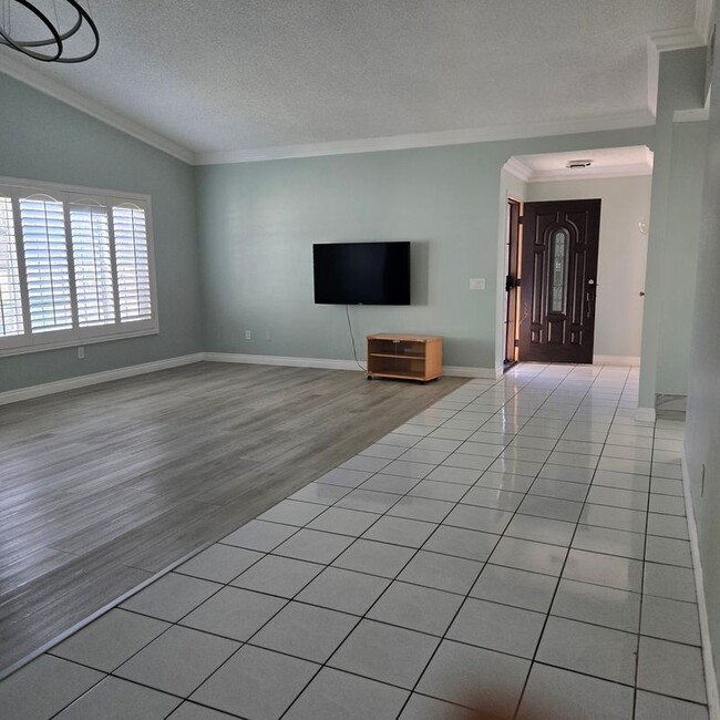 18827 Sutter Creek Dr in Walnut, CA - Building Photo - Building Photo