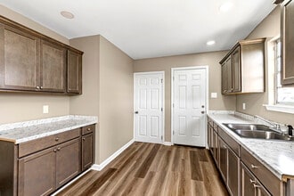 381 Mills Ave in Baton Rouge, LA - Building Photo - Building Photo