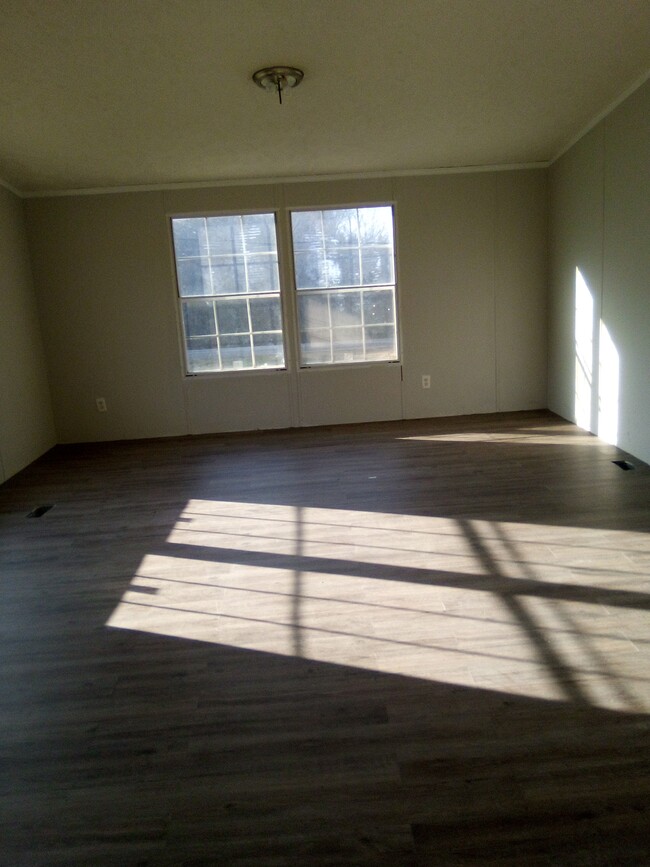 property at 3111 Riverside Dr