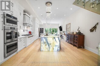 1036 Enola Ave in Mississauga, ON - Building Photo - Building Photo