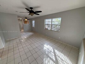 8201 NW 5th Ct in Miami, FL - Building Photo