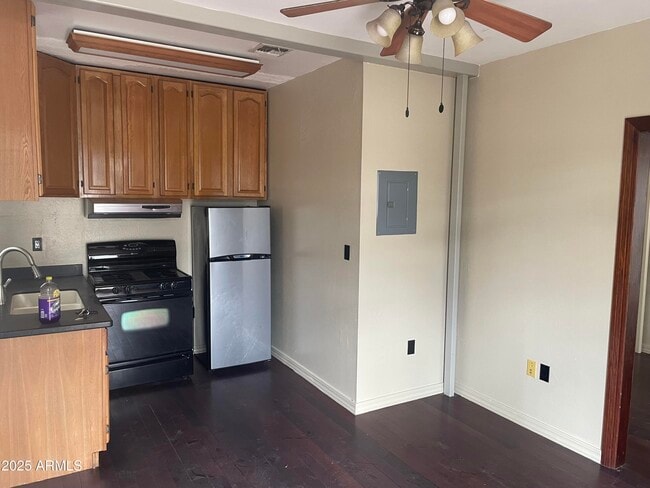 1214 W Roosevelt St in Phoenix, AZ - Building Photo - Building Photo