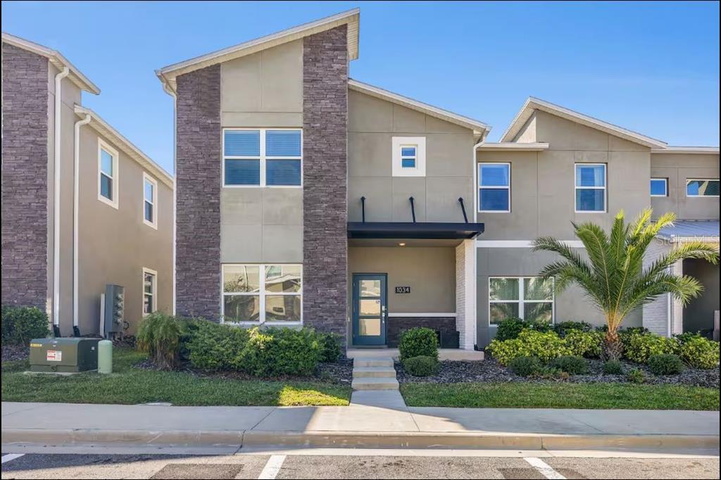 1034 Splash Shot Pl in Davenport, FL - Building Photo