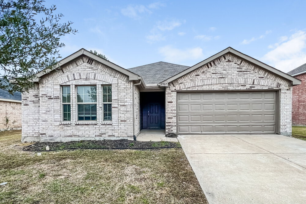 2907 Briarbrook Dr in Seagoville, TX - Building Photo