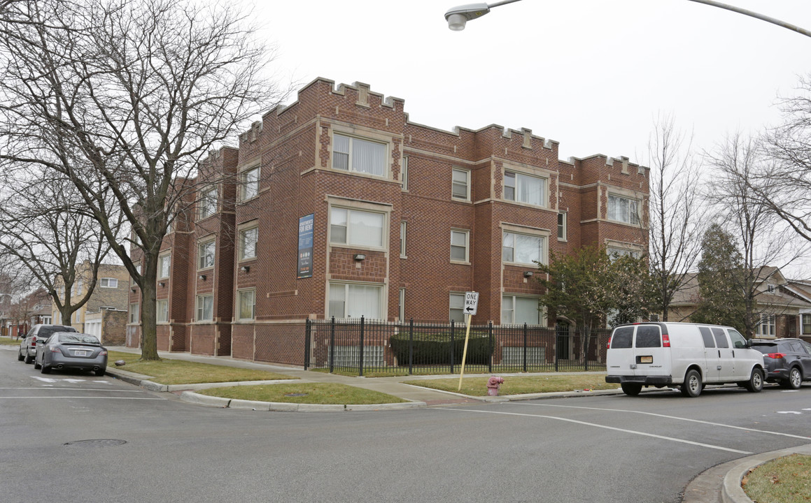 5954-5956 S Sacramento Ave in Chicago, IL - Foto de edificio