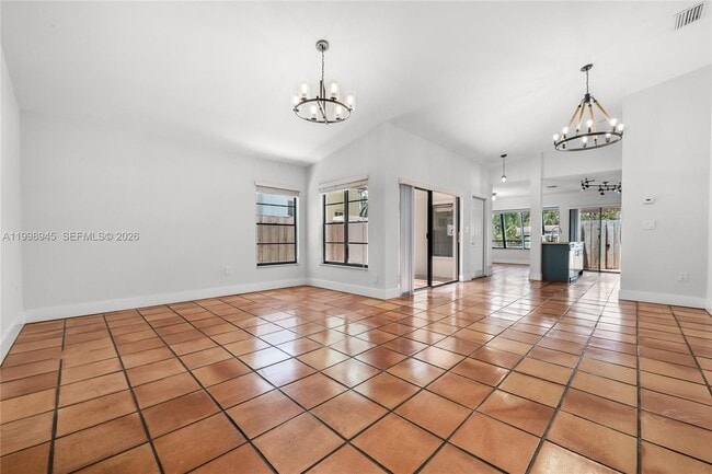 2934 W Trade Ave in Miami, FL - Building Photo - Building Photo