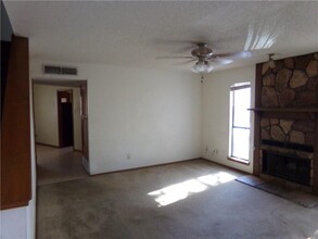 1587 Bengal Dr in El Paso, TX - Building Photo - Building Photo