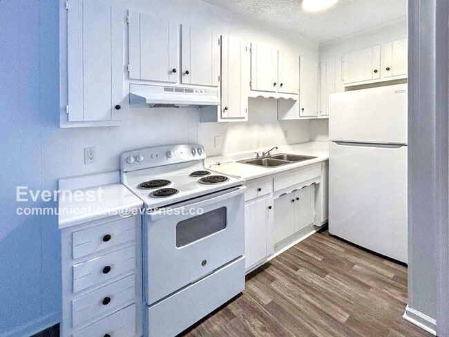 property at 5003 Alan Dr