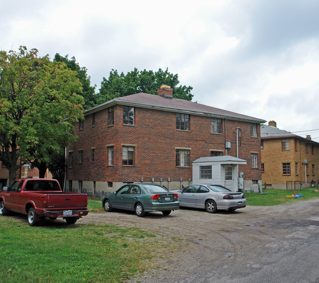 18 Dean Pl in Dayton, OH - Building Photo - Building Photo