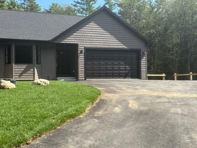 26 Phinney Way in Barrington, NH - Building Photo