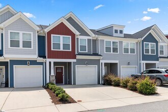 127 Shallons Dr in Greenville, SC - Building Photo - Building Photo