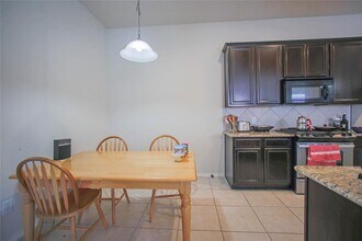 6410 Guilford Glen Ln in Katy, TX - Building Photo - Building Photo