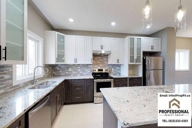 7106 83 Av NW in Edmonton, AB - Building Photo - Building Photo