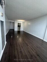 10 Tapscott Rd in Toronto, ON - Building Photo - Building Photo