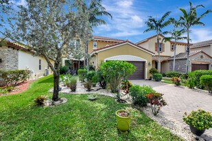 4598 Capital Dr in Greenacres, FL - Building Photo