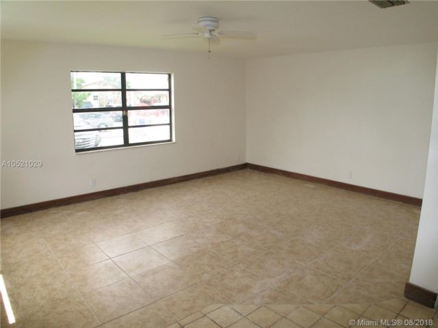 1206 N 22nd Ave in Hollywood, FL - Building Photo