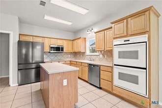 5806 Chuckwagon Cir in Killeen, TX - Building Photo - Building Photo