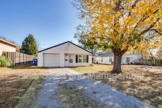 1133 S Miles Ave in El Reno, OK - Building Photo - Building Photo