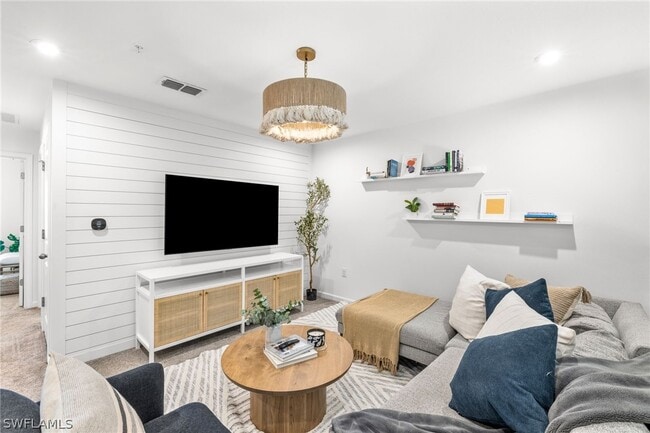 property at 4714 Arboretum Cir