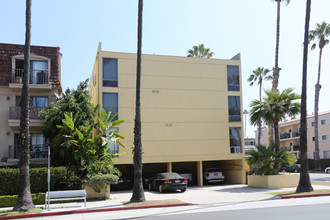 401 Washington in Santa Monica, CA - Building Photo - Building Photo