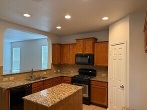 9022 Hubbard Hill in San Antonio, TX - Building Photo - Building Photo