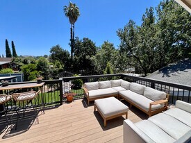 726 Beall St, Unit 726 Beall St Unit 1 in Thousand Oaks, CA - Building Photo