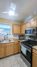 44-1 North Ave, Unit Apt 1 in Burlington, VT - Building Photo - Building Photo