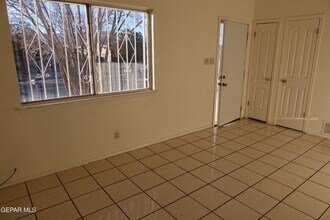 10736 Obsidian St in El Paso, TX - Building Photo - Building Photo
