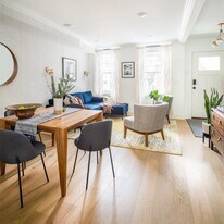 321 7th St in Jersey City, NJ - Building Photo