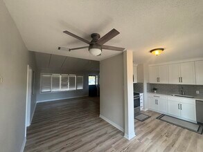 143 Edwards Cir in Valparaiso, FL - Building Photo - Building Photo