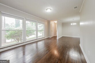 3141 Bellgreen Way in Decatur, GA - Building Photo - Building Photo