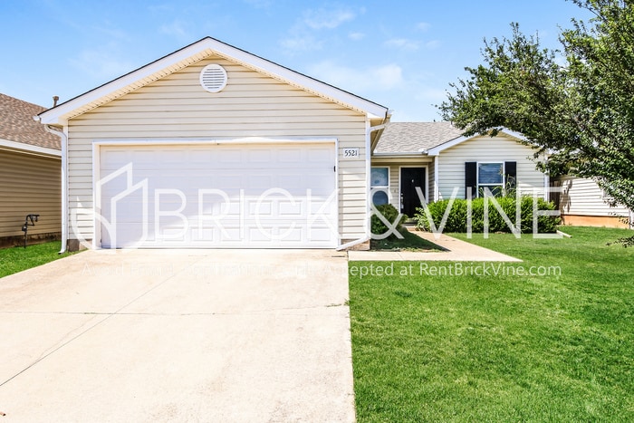 5521 Del Creek Rd in Oklahoma City, OK - Building Photo