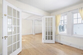 9 Clyde Rd in Watertown, MA - Building Photo - Building Photo