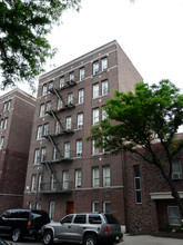 325-327 E 206th St in Bronx, NY - Building Photo - Building Photo