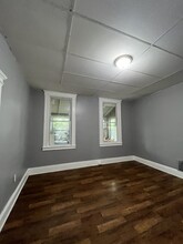 112 Grant Ave in Jersey City, NJ - Foto de edificio - Building Photo