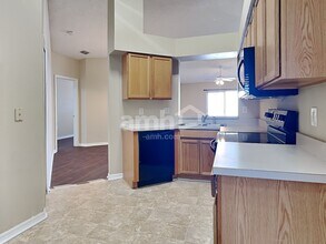 3144 Summer House Dr in Valrico, FL - Building Photo - Building Photo