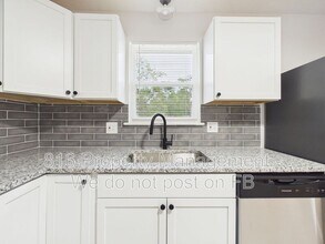 100 S Oxford Ave in Independence, MO - Building Photo - Building Photo