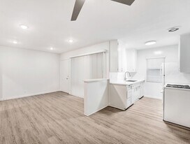 1231 12th St, Unit D in Santa Monica, CA - Building Photo