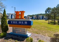 The Hub at Auburn Apartment Homes in Auburn, AL - Foto de edificio - Building Photo