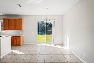 27004 Stillbrook Dr in Wesley Chapel, FL - Building Photo - Building Photo